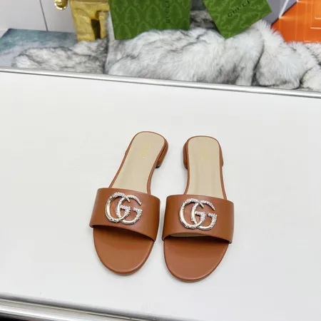 グッチ スリッパ