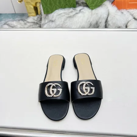 グッチ スリッパ