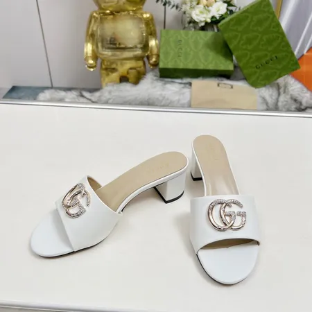 グッチ スリッパ