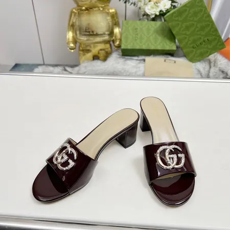 グッチ スリッパ