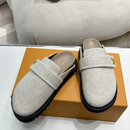 ルイヴィトン スリッパ