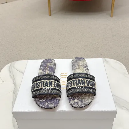 ディオール スリッパ