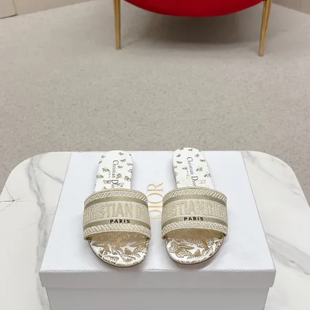 ディオール スリッパ