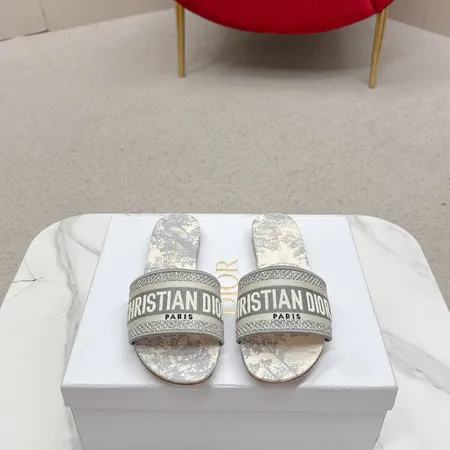 ディオール スリッパ