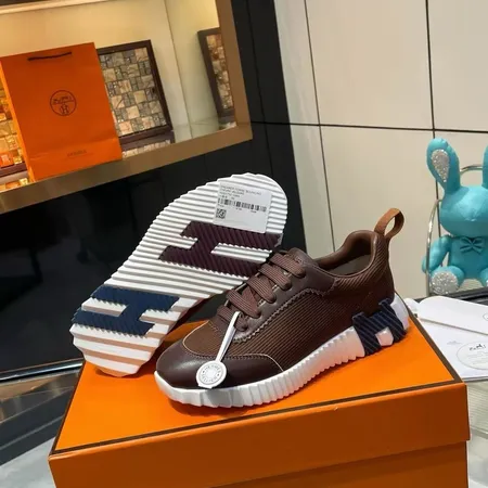 エルメス スニーカー