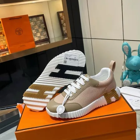 エルメス スニーカー