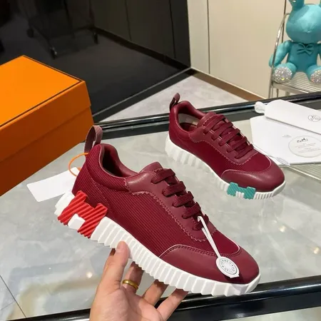 エルメス スニーカー