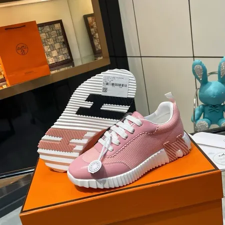 エルメス スニーカー