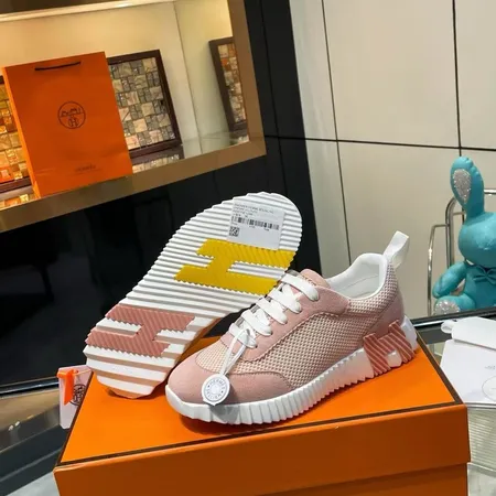 エルメス スニーカー