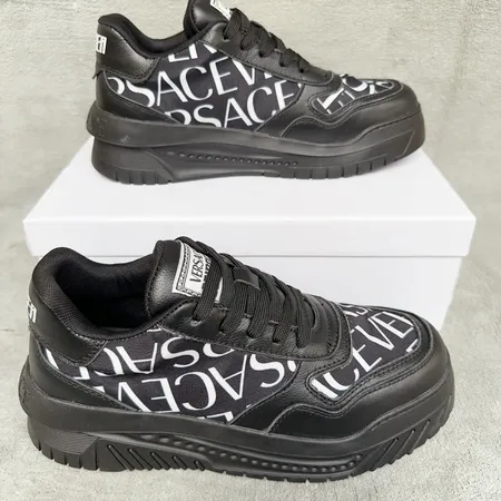 ヴェルサーチ カジュアルシューズ