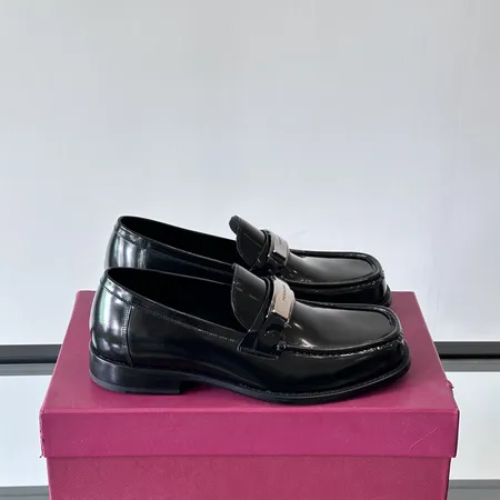 フェラガモ ビジネスシューズ