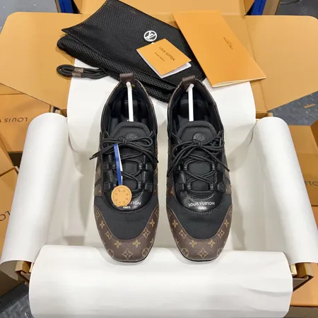 ルイヴィトン カジュアルシューズ