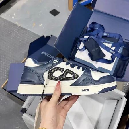 ディオール カジュアルシューズ