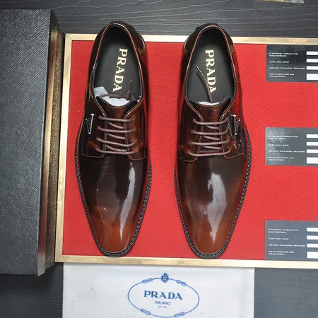 プラダ ビジネスシューズ