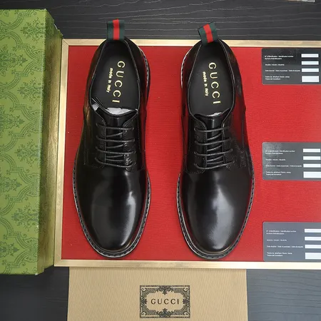グッチ ビジネスシューズ