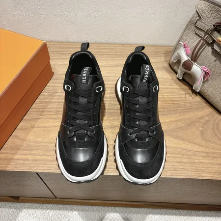 エルメス カジュアルシューズ