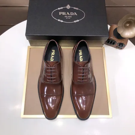 プラダ ビジネスシューズ