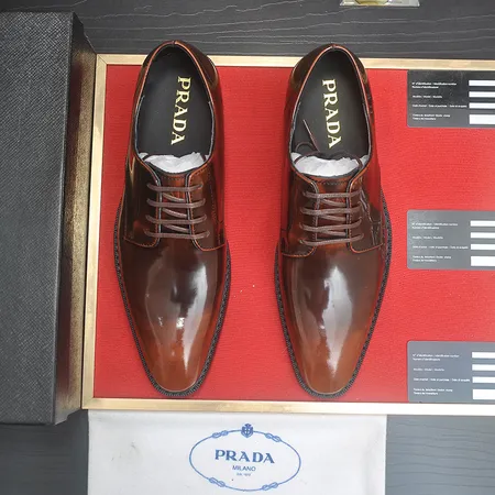 プラダ ビジネスシューズ