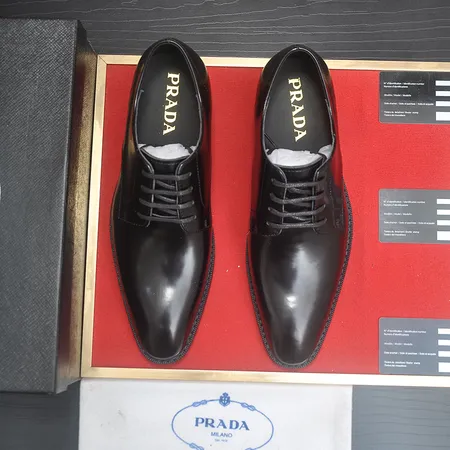 プラダ ビジネスシューズ