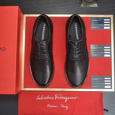 フェラガモ ビジネスシューズ