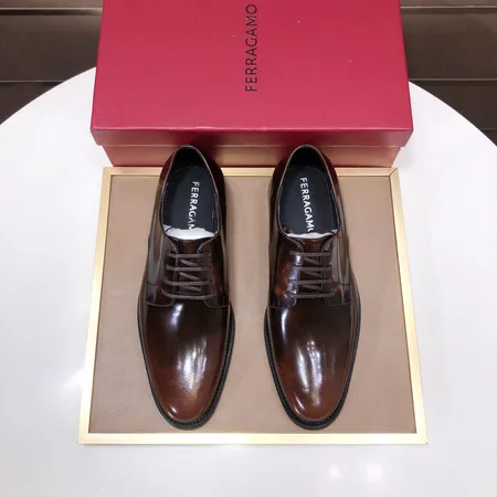 フェラガモ ビジネスシューズ