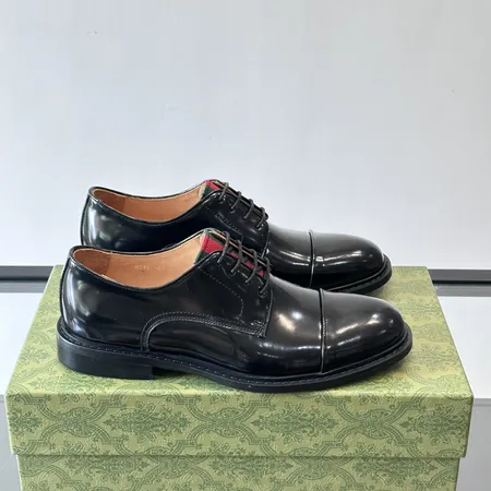 グッチ ビジネスシューズ