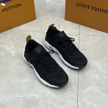 ルイヴィトン スニーカー