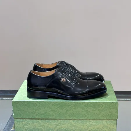 グッチ ビジネスシューズ