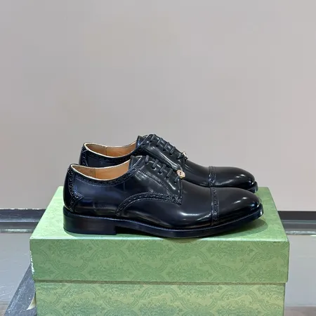 グッチ ビジネスシューズ