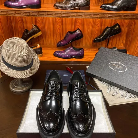 プラダ ビジネスシューズ