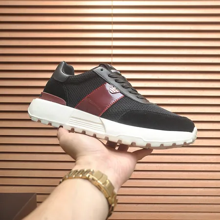 アルマーニ スニーカー