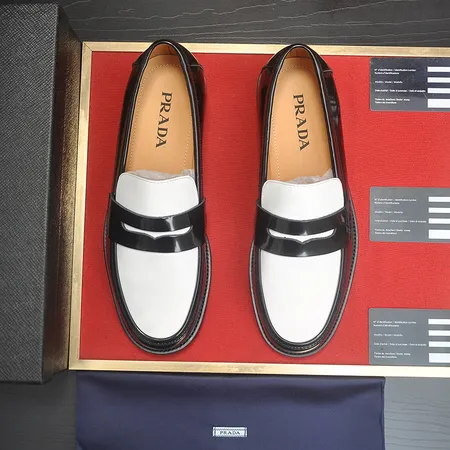 プラダ ビジネスシューズ
