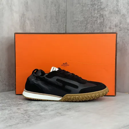 エルメス カジュアルシューズ