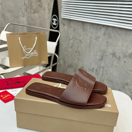 クリスチャン・ルブタン スリッパ