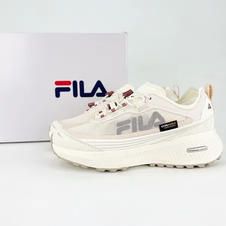 フィラ スニーカー