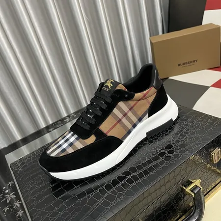 バーバリー ス スニーカー