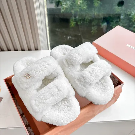 ミュウミュウ スリッパ