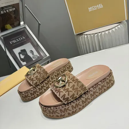 マイケルコース スリッパ