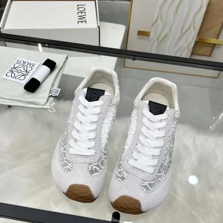 ロエベ カジュアルシューズ