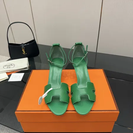 エルメス サンダル