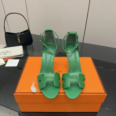 エルメス サンダル