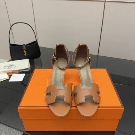 エルメス サンダル