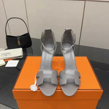 エルメス サンダル