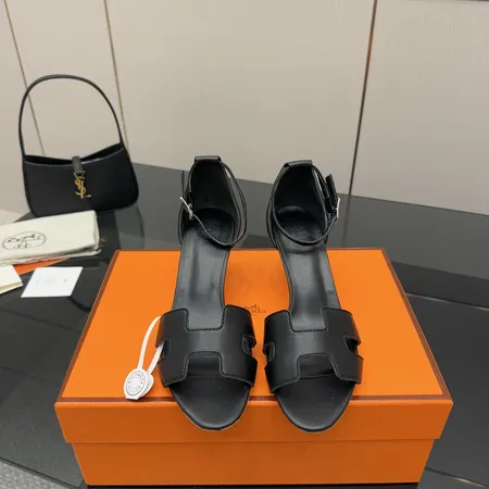 エルメス サンダル