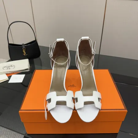 エルメス サンダル