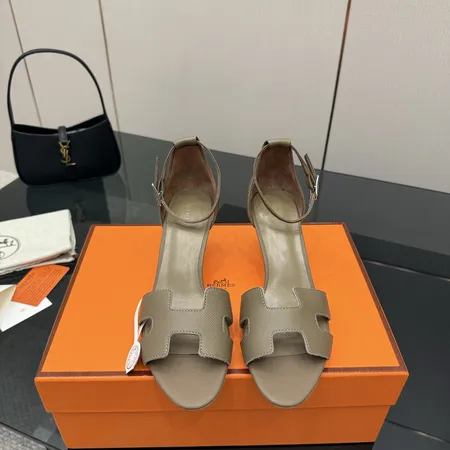 エルメス サンダル