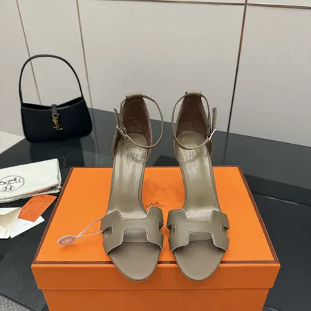 エルメス サンダル