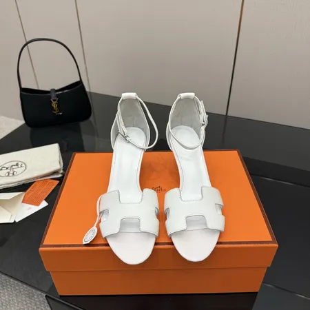 エルメス サンダル