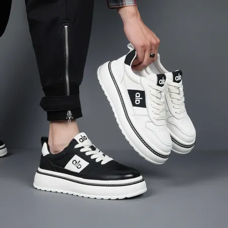 フェラガモ カジュアルシューズ