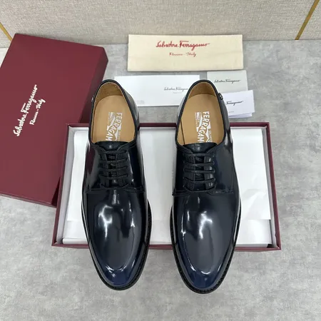 フェラガモ ビジネスシューズ